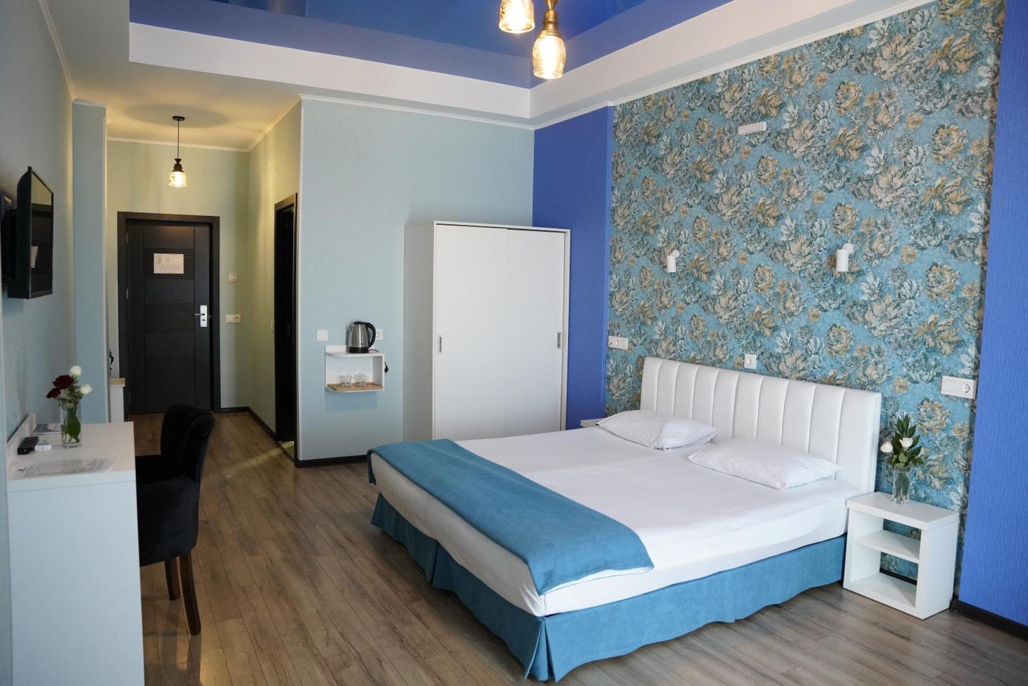 Hotel Panoramic Kutaisi Exteriör bild